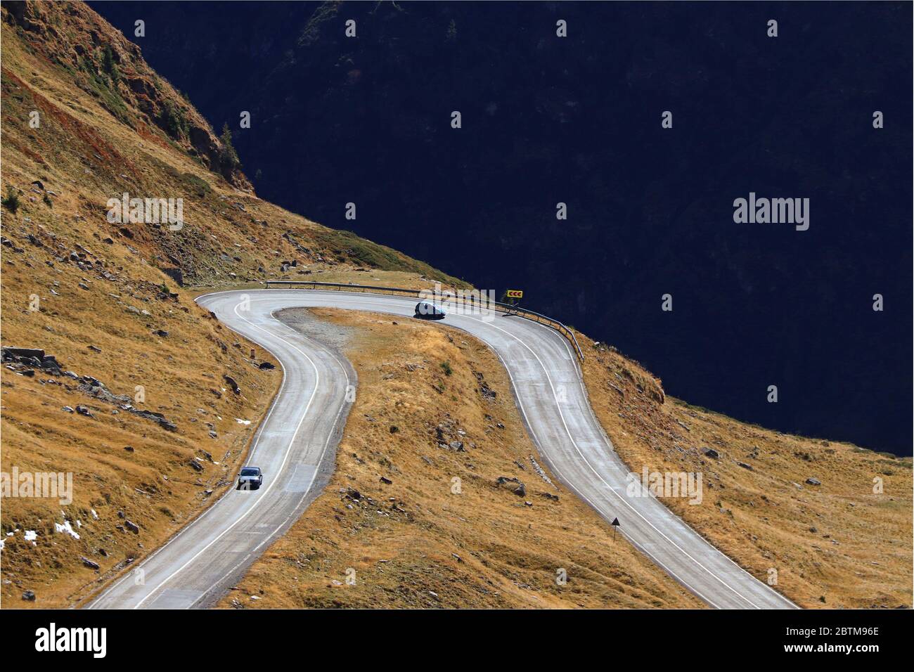 Le passage Transfagarasan est le passage au-dessus des montagnes de Carpates en Roumanie et est l'une des routes de montagne les plus spectaculaires au monde Banque D'Images