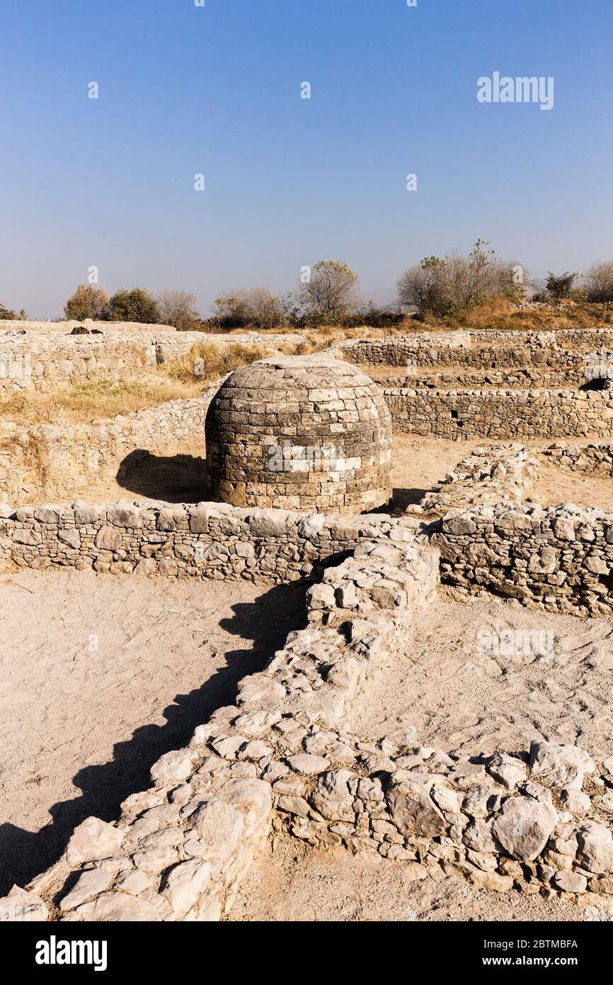 Ruines de Sircap dans la ville ancienne de Taxila, Stupa, Taxila, banlieue d'Islamabad, province du Punjab, Pakistan, Asie du Sud, Asie Banque D'Images