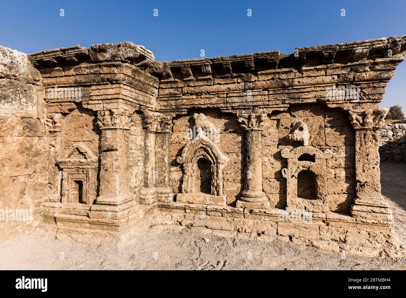Ruines de Sircap dans la ville ancienne de Taxila, Eagle à double tête Stupa, Taxila, banlieue d'Islamabad, province du Punjab, Pakistan, Asie du Sud, Asie Banque D'Images