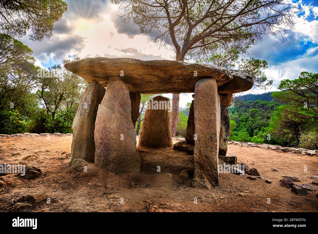 Espagne, Catalogne, province de Barcelone, Dolmen de Pedra Gentil, ville de Vallgorguina Banque D'Images