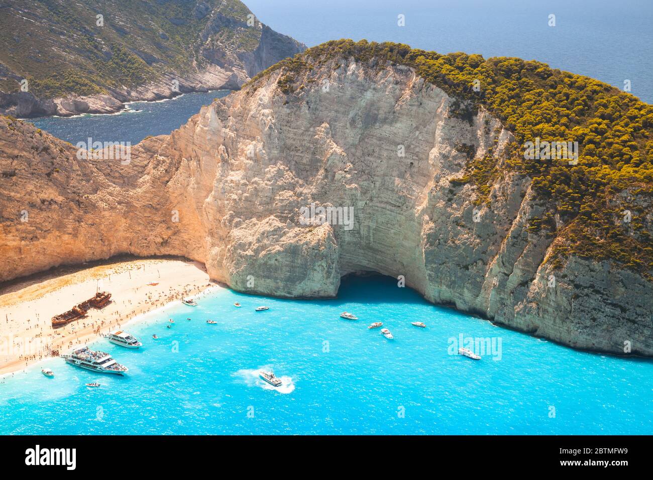 Plage de naufrage de bateaux à la baie de Navagio, Grèce. Le site naturel le plus populaire de l'île de Zakynthos Banque D'Images