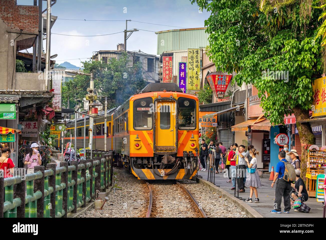 NewTaipei,Taïwan-3 mai 2020:trains voyageant à Pingxi Line à , New Taipei City, Taïwan Banque D'Images