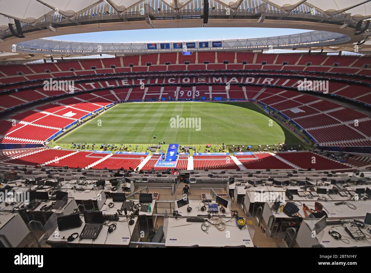MADRID, ESPAGNE - 31 MAI 2019 : vue générale du lieu photographié un jour avant la finale de la Ligue des champions de l'UEFA 2018/19 entre Tottenham Hotspur (Angleterre) et le Liverpool FC (Angleterre) à Wanda Metropolitano. Banque D'Images