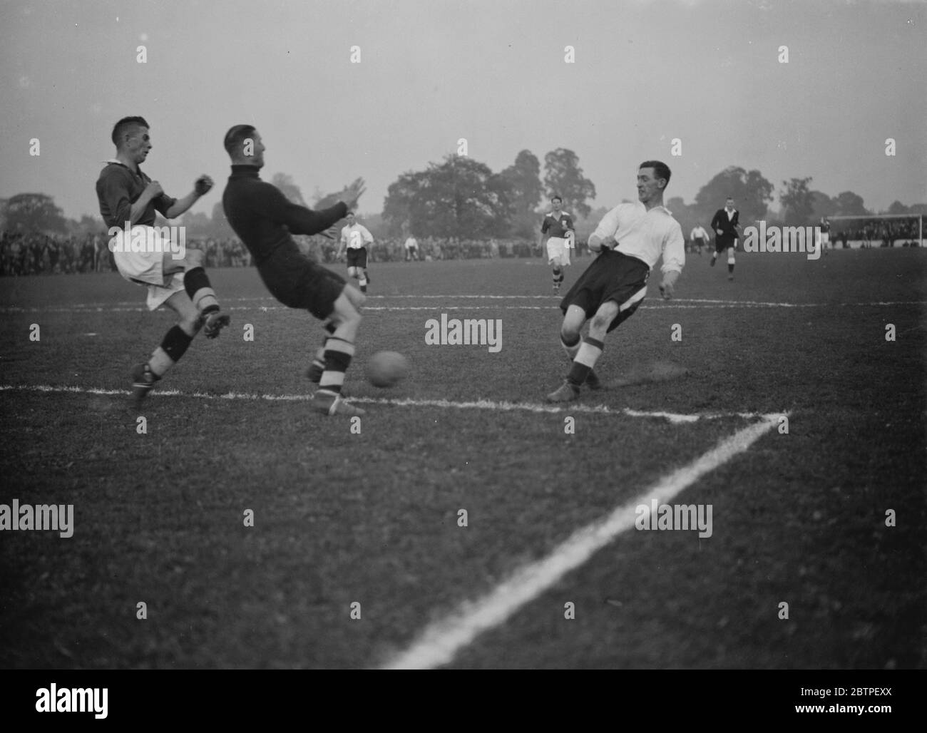 Match de football Bromley contre London Paper Mills - FA Cup - 16/10/37 16 octobre 1937 Banque D'Images
