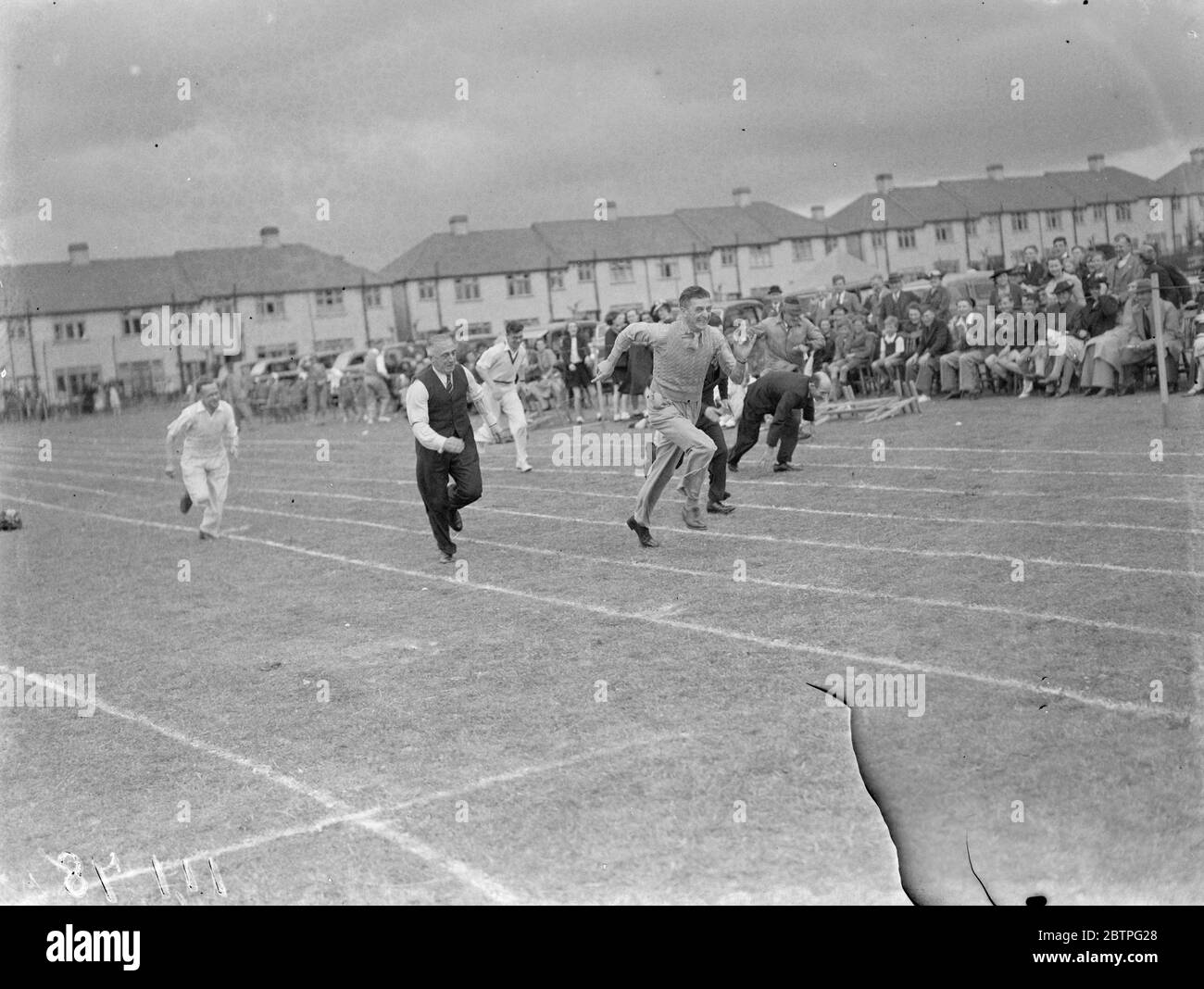 Dartford technique College sports . La race des parents . 1939 Banque D'Images