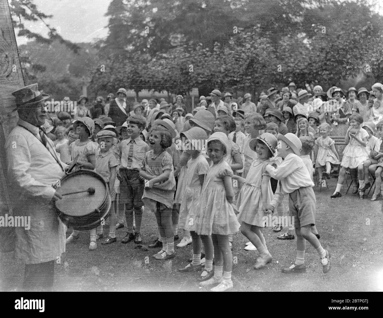 Punch et Judy . Fête des enfants à Ranelagh . 3 septembre 1932 Banque D'Images