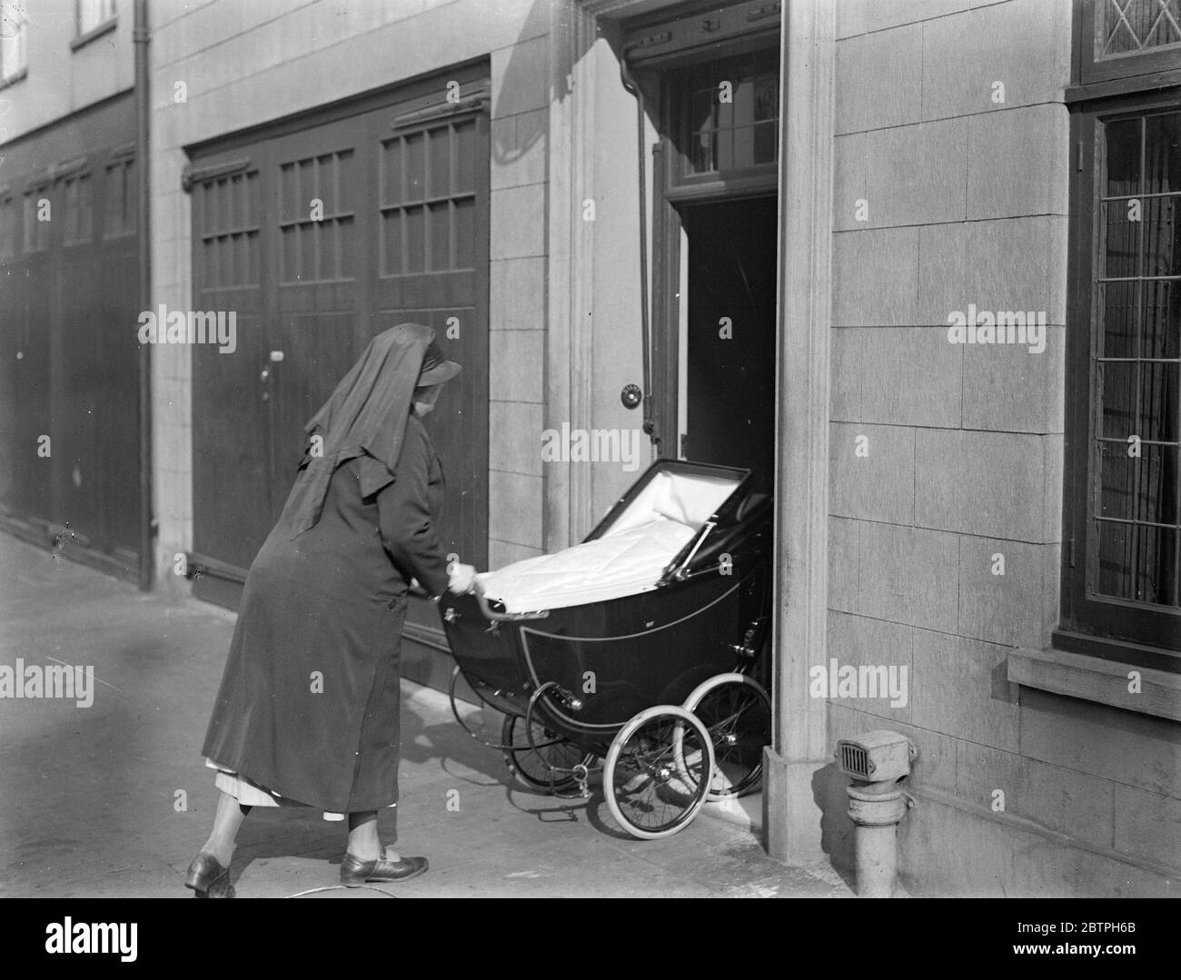 Le Secret De Gloria Swanson Bebe Que Personne N Est Autorise A Voir La Petite Fille Nee Recemment De Gloria Swanson La Star Du Cinema A Londres Est Tellement