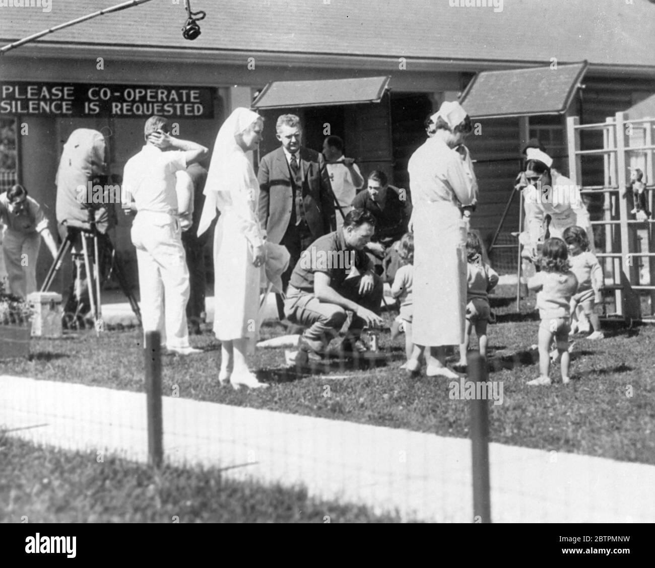 Dionnes . Préparation de la photo ' Réunion ' . 22 octobre 1936 Banque D'Images