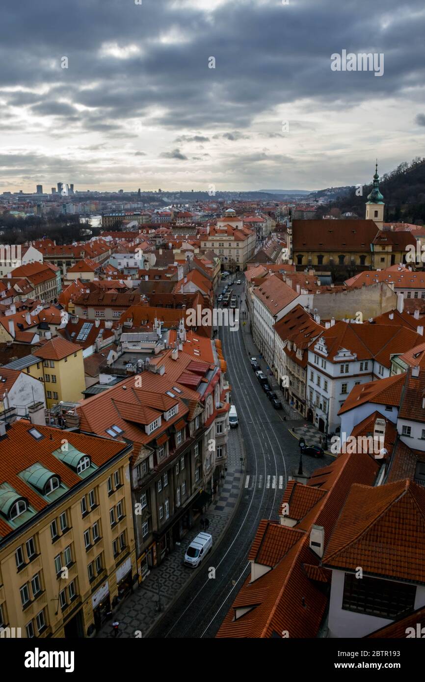 Vue sur la rue de Prague depuis la hauteur Banque D'Images