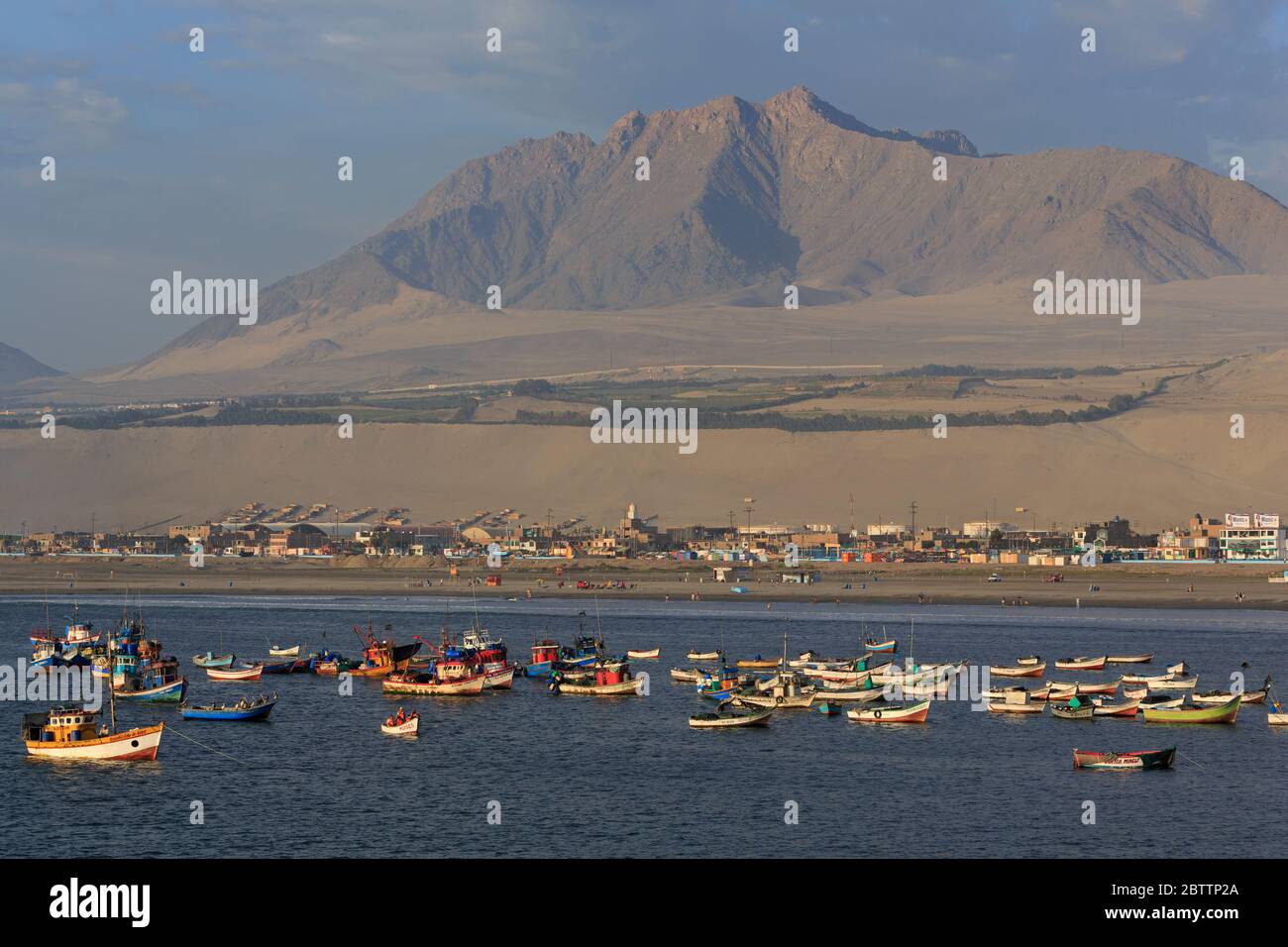 Bateaux de pêche, Port de Salaverry, Pérou, Amérique du Sud Banque D'Images