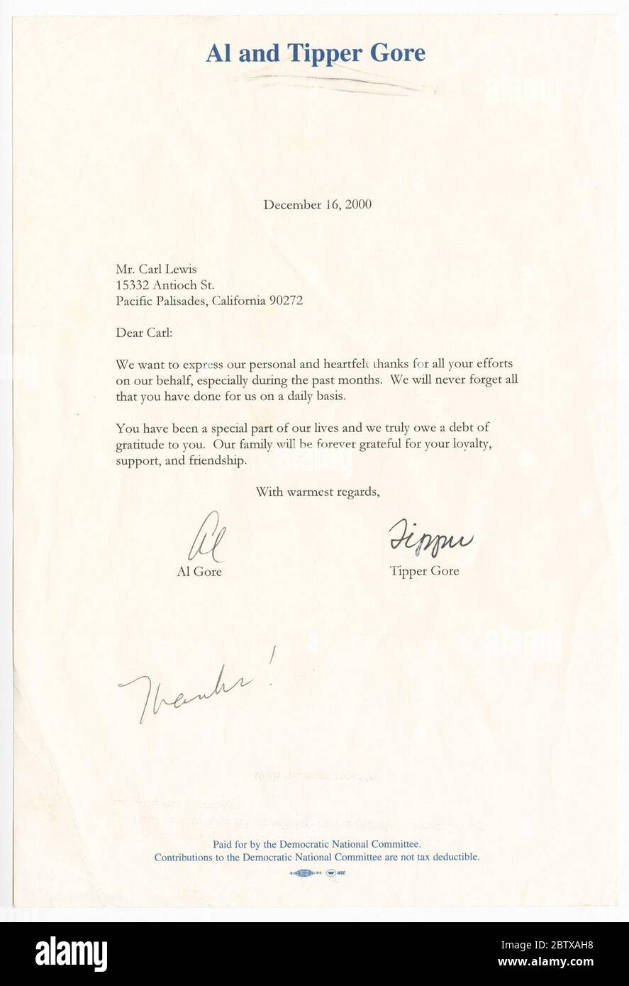 Lettre du vice-président Al Gore et de son épouse Tipper Gore à Carl Lewis. Lettre dactylographiée d'Al et de Tipper Gore à Carl Lewis, signée par Al et Tipper Gore. Papier blanc à encre bleue et noire. Il lit [Al et Tipper Gore / 16 décembre 2000 / M. Carl Lewis / 15332, rue Antioch Banque D'Images