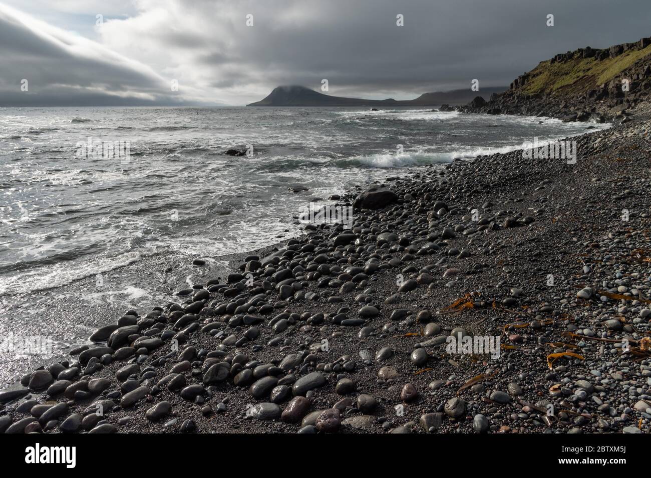 Plage, Krossnes, municipalité d'Arnes, Strandir, Fjords de l'Ouest, Islande Banque D'Images