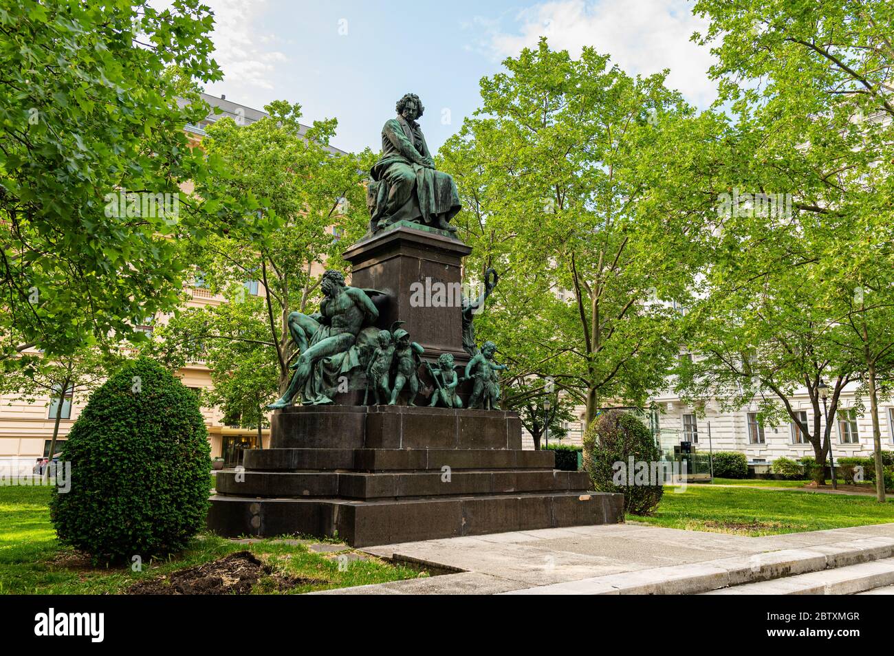 Monument de Ludwig van Beethoven à Vienne (Autriche), le jour ensoleillé du printemps Banque D'Images