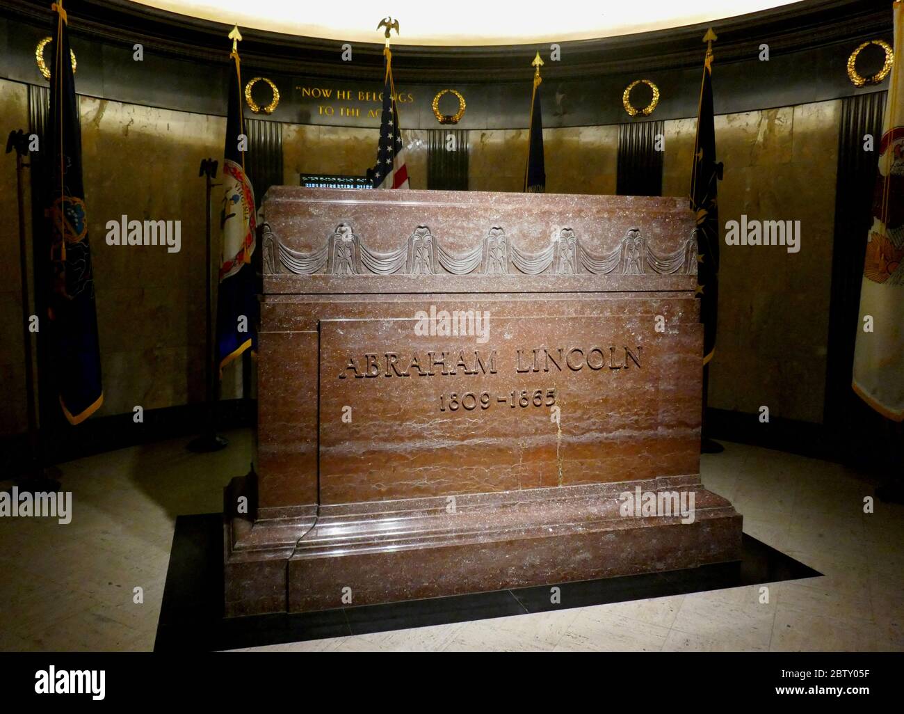La tombe d'Abraham Lincoln dans le cimetière d'Oak Ridge, à Springfield, Illinois, est le dernier lieu de repos du 16e président des États-Unis Banque D'Images