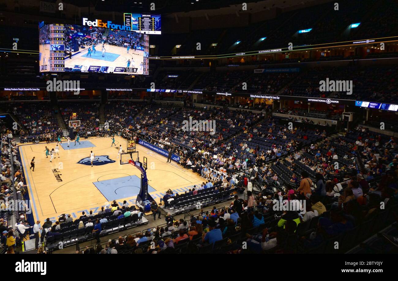 Match de basket-ball au forum FedEx Memphis Tennessee Banque D'Images