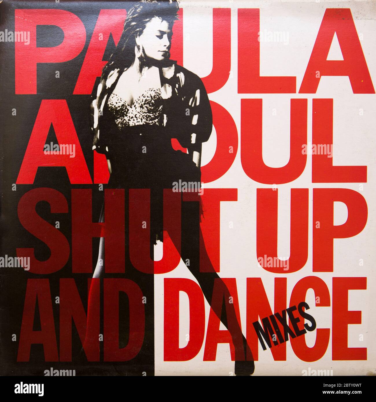 Couverture de l'album de vinyle Shut Up and Dance de Paula Abdul. C'est un album Paula Abdul remix, sorti en 1990. Banque D'Images