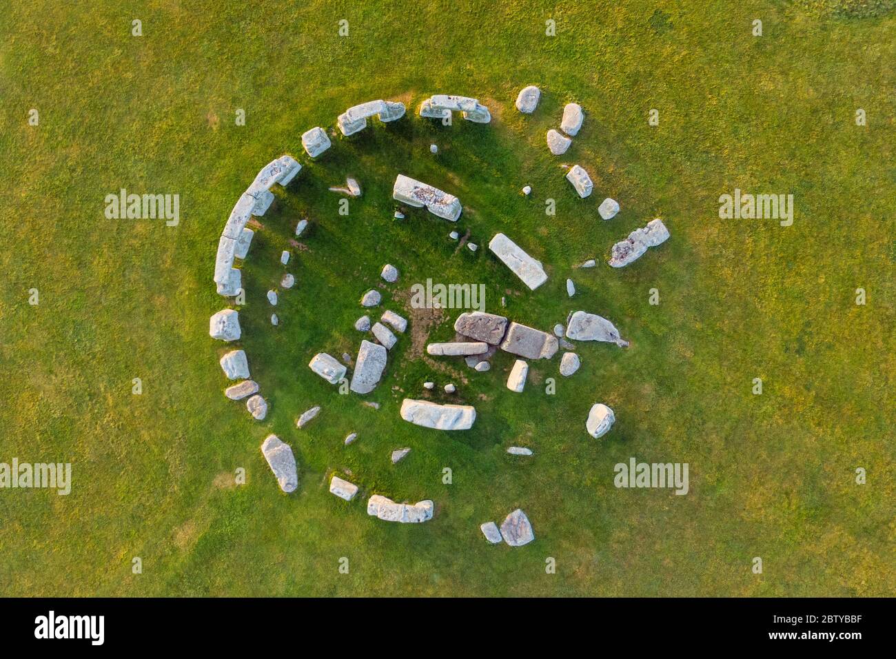 Stonehenge vu d'en haut, site classé au patrimoine mondial de l'UNESCO, plaine de Salisbury, Wiltshire, Angleterre, Royaume-Uni, Europe Banque D'Images