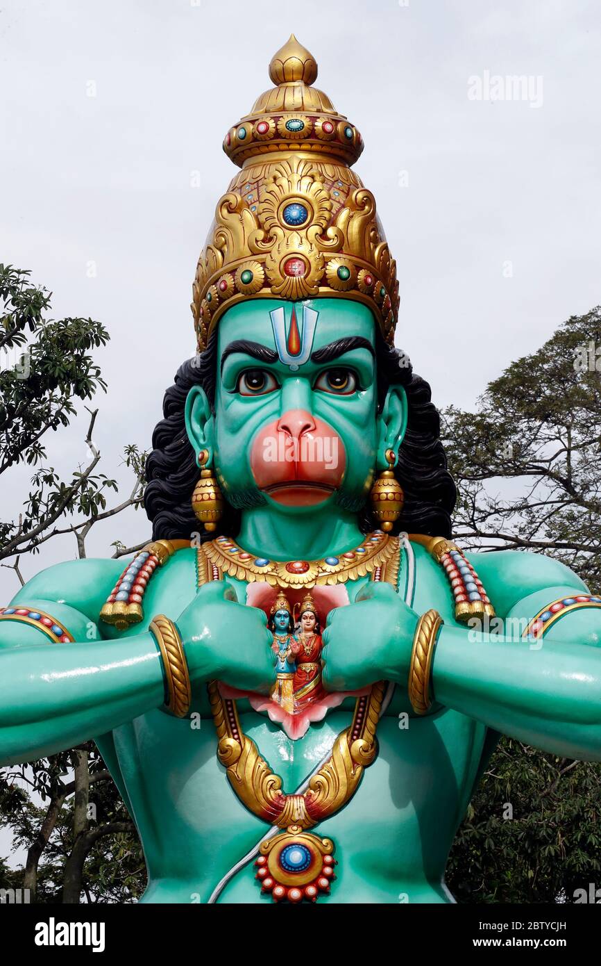 Le Dieu hindou Hanuman (Dieu singe) et héros du Ramayana, Temple hindou et Temple des grottes de Batu, Kuala Lumpur, Malaisie, Asie du Sud-est, Asie Banque D'Images