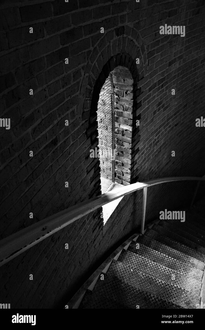 Escalier sombre Banque D'Images