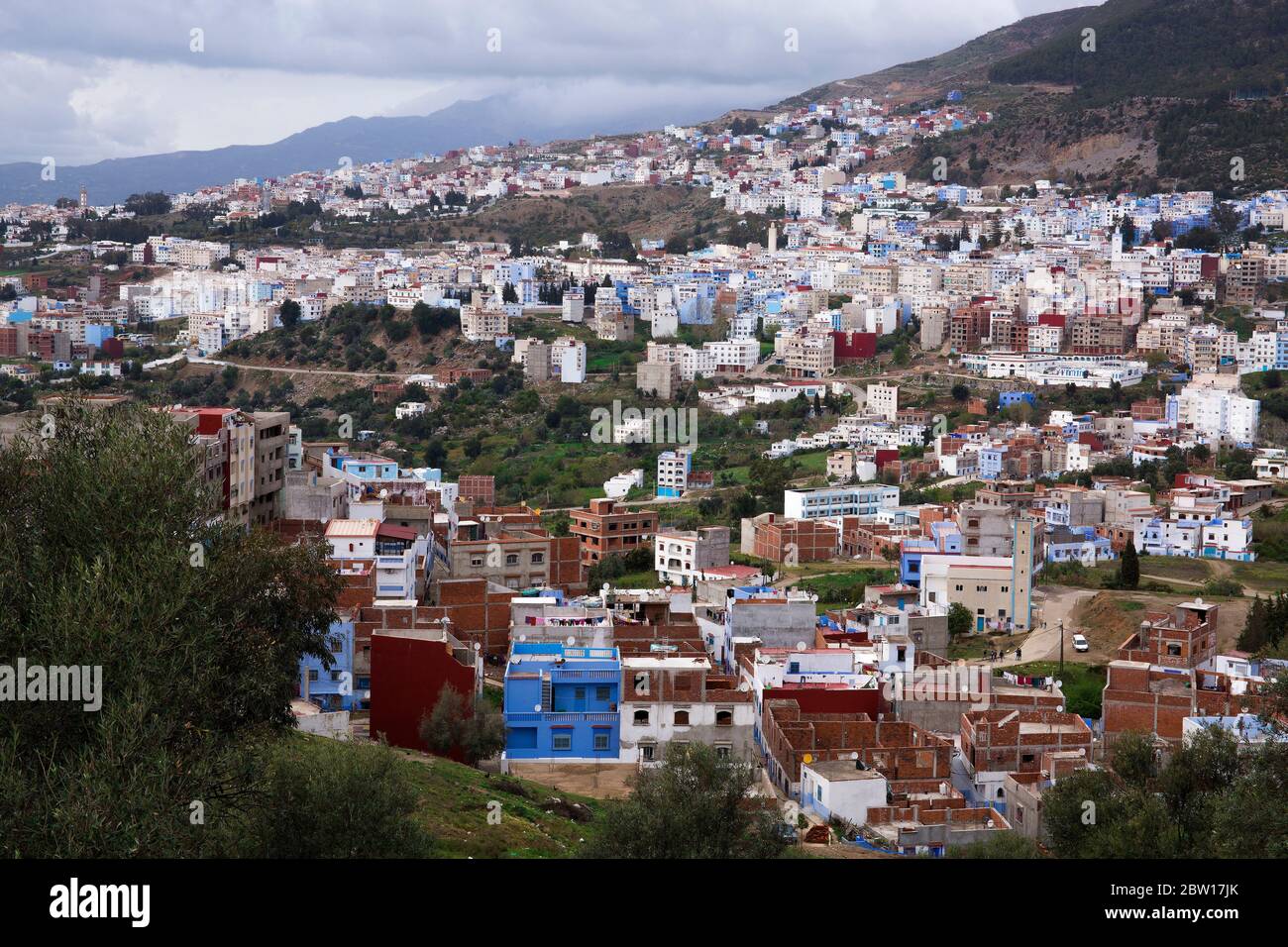 Chefchaouen - connu sous le nom de Blue City - situé dans les montagnes de RIF au nord-ouest du Maroc Banque D'Images