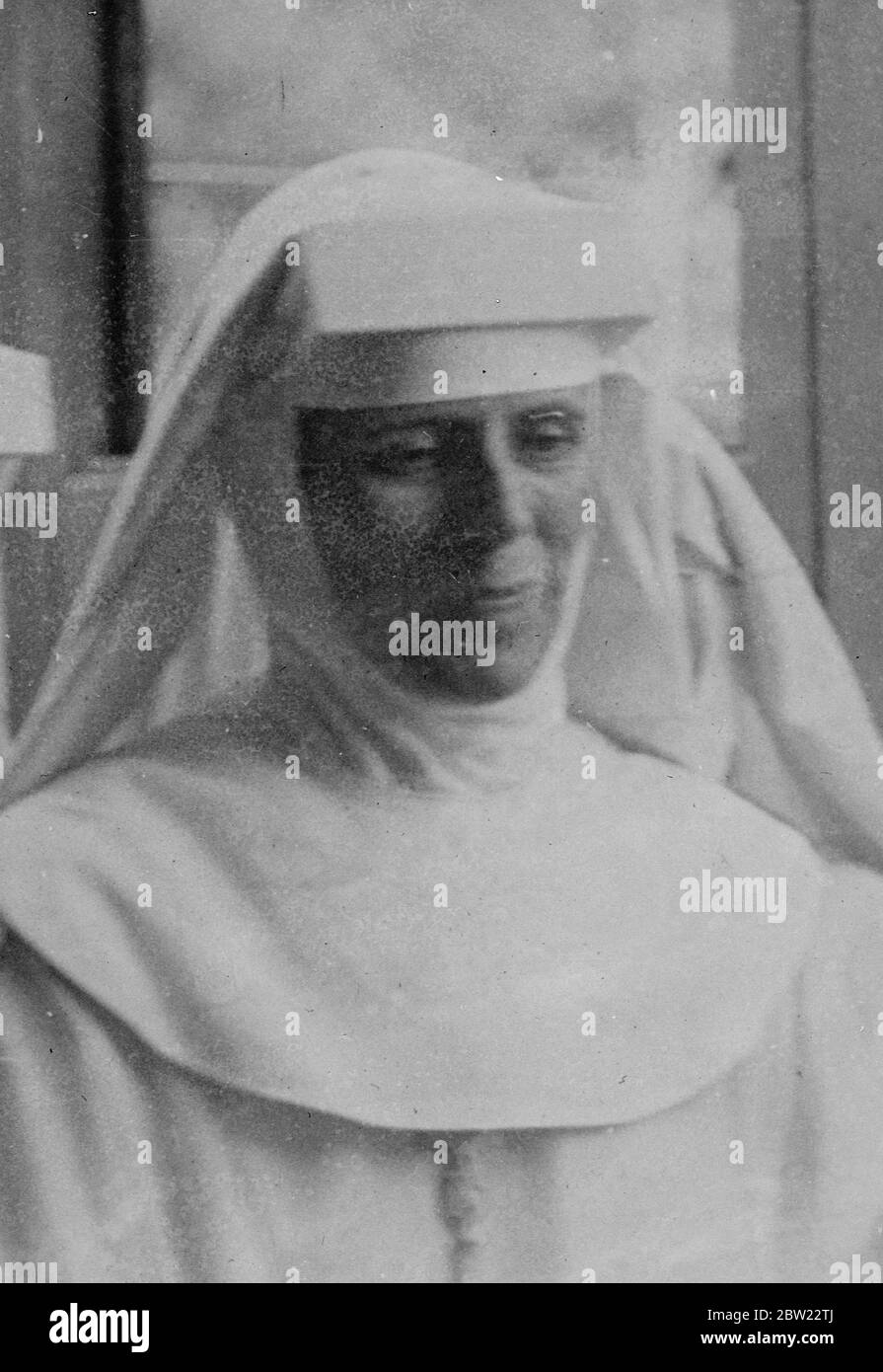 Mère Vicar, Helena de l'Hôpital du Sacré-cœur, Yangtzèo au coeur de la zone de guerre de Shanghai. 8 septembre 1937 [?] Banque D'Images
