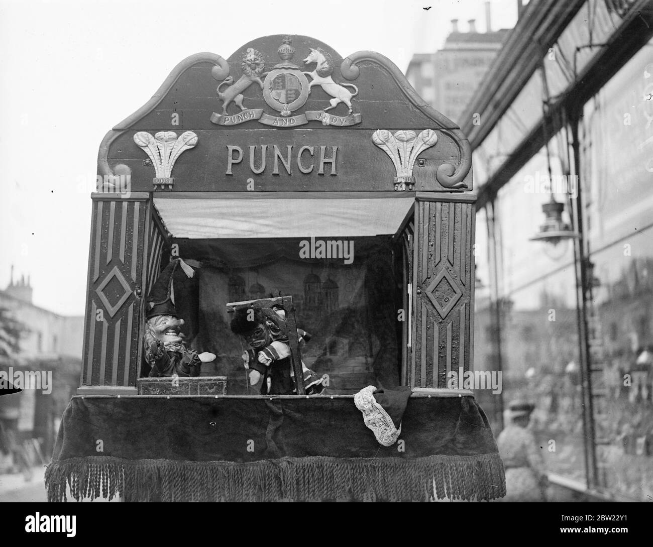 Perforez pegram de la buisson du berger. Le hangman Jack Ketch est pendu dans son propre nœud. 13 septembre 1937.[?] Banque D'Images