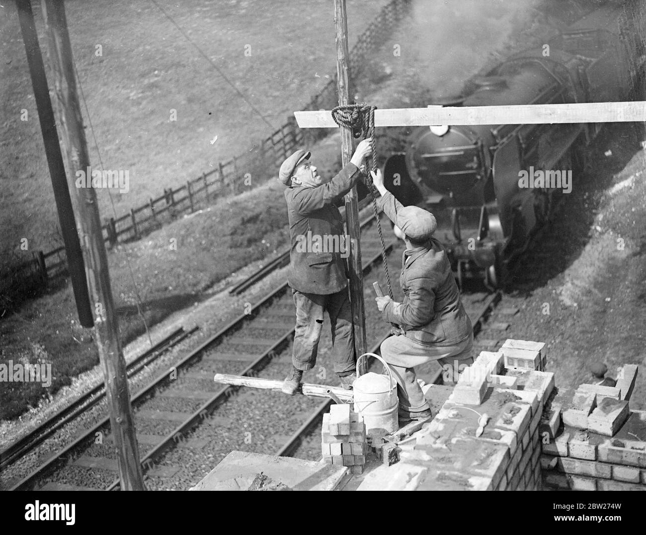 Électrification ferroviaire du sud à Polhill, Kent. 1933 Banque D'Images