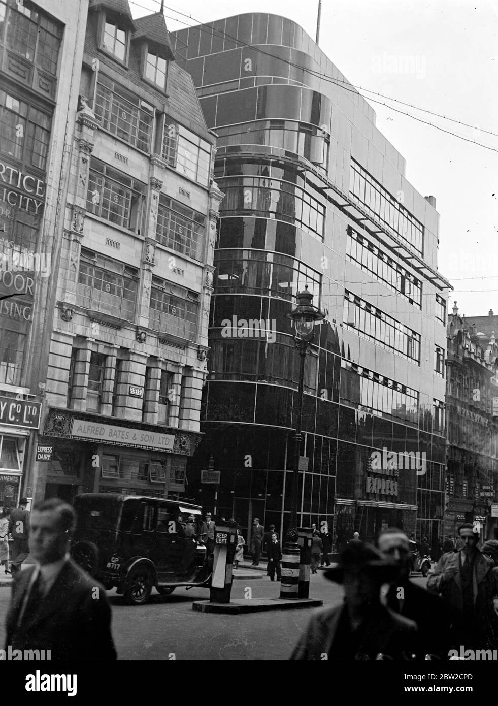 Vue extérieure du bâtiment Daily Express de Fleet Street, Londres. Juin 1939 Banque D'Images