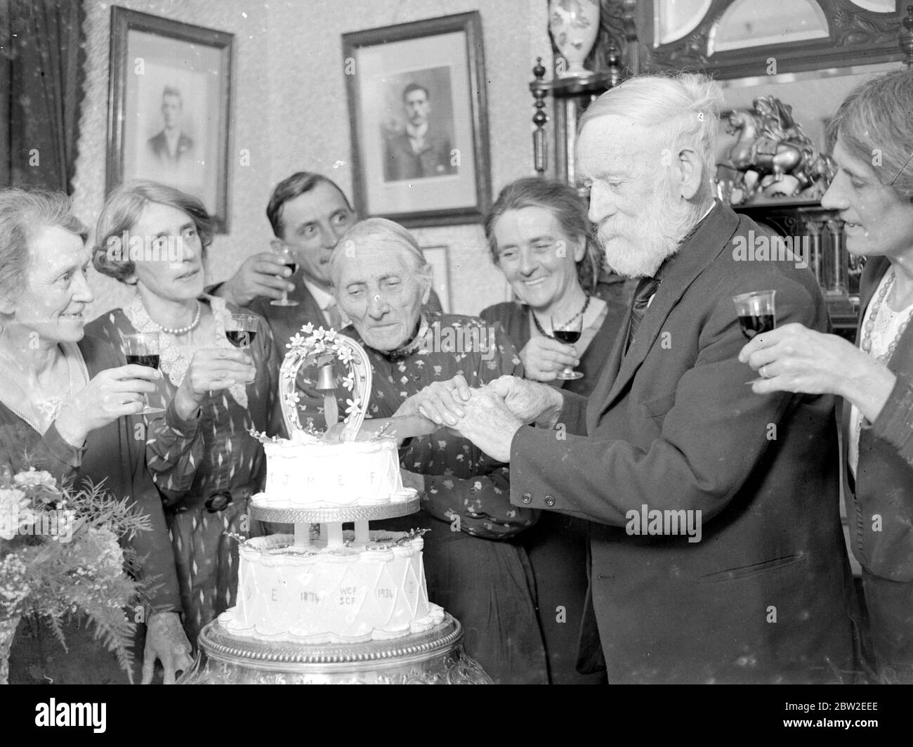 Mariage en forme de losange. 1er novembre 1934 Banque D'Images