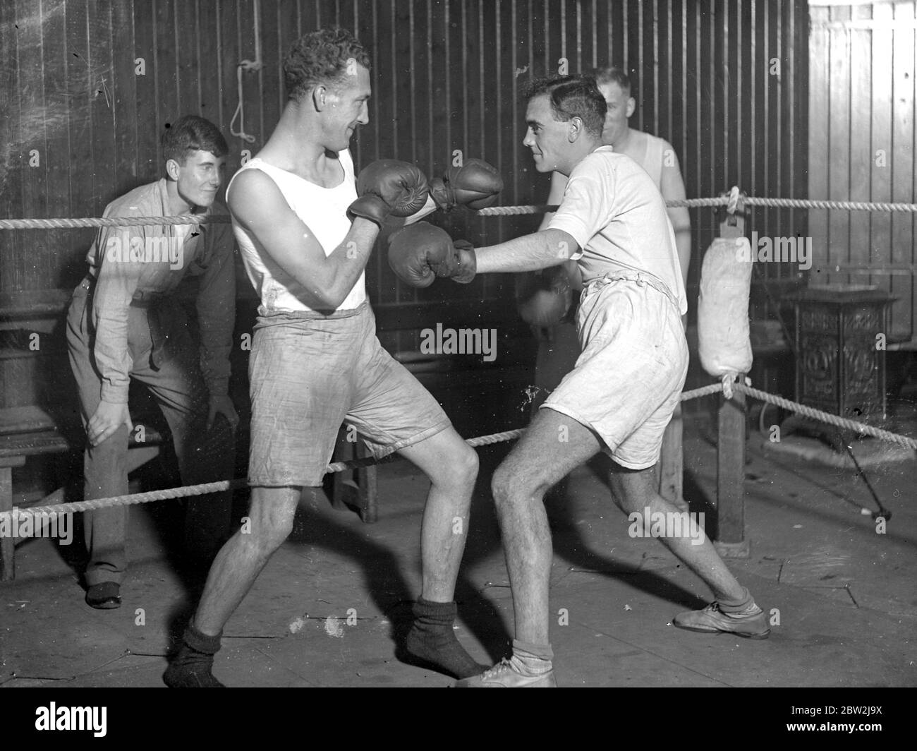 Pratique de boxe. 1933 Banque D'Images