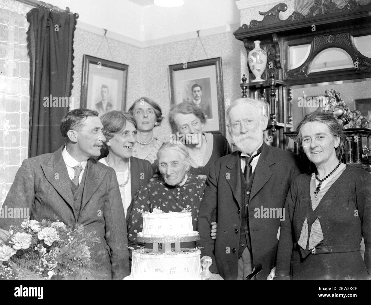 Mariage en forme de losange. 1er novembre 1934 Banque D'Images