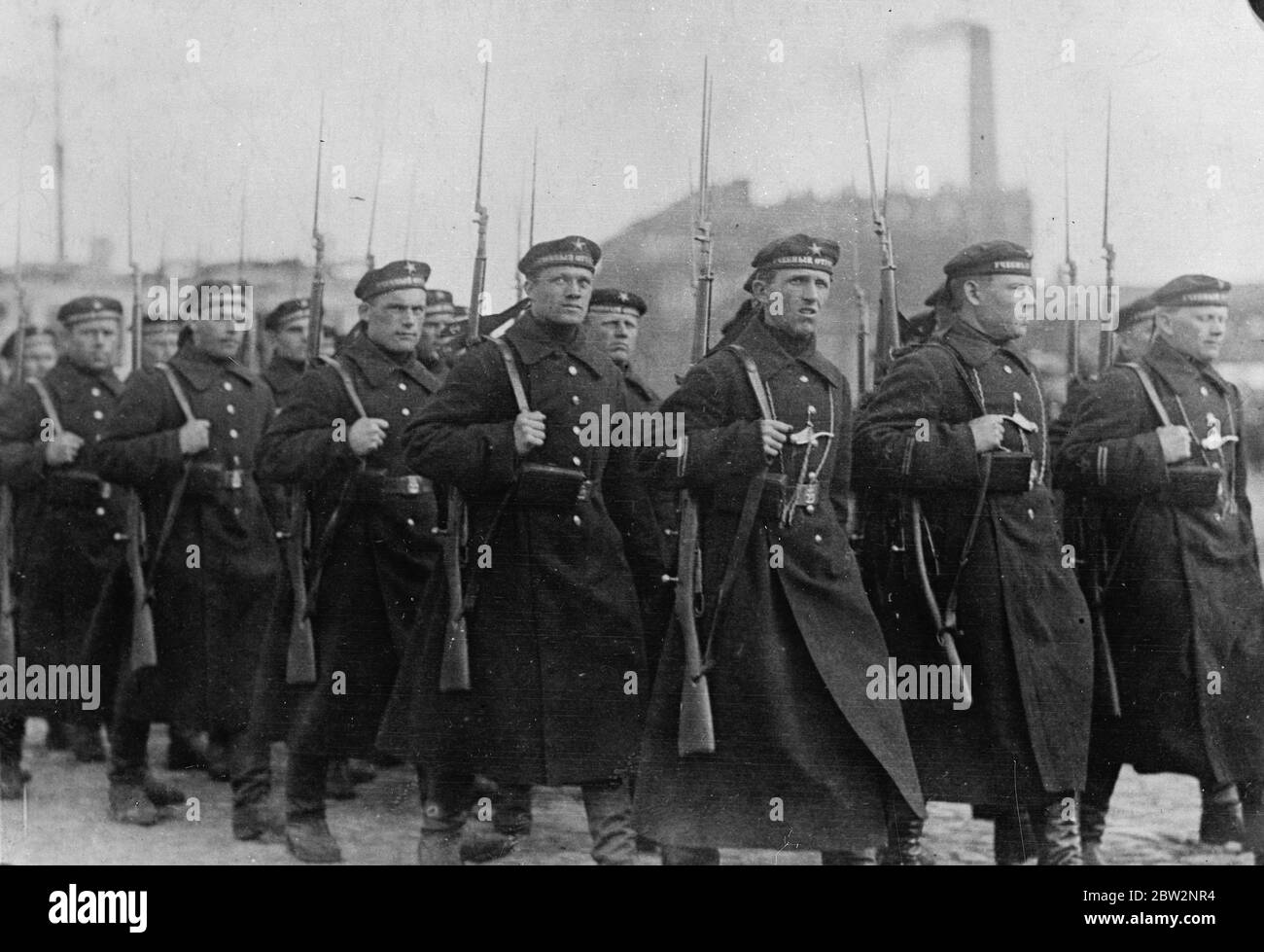 Les marins de Kianstadt sont arrivés à Moscou pour la célébration du mois de mai . 1932 Banque D'Images