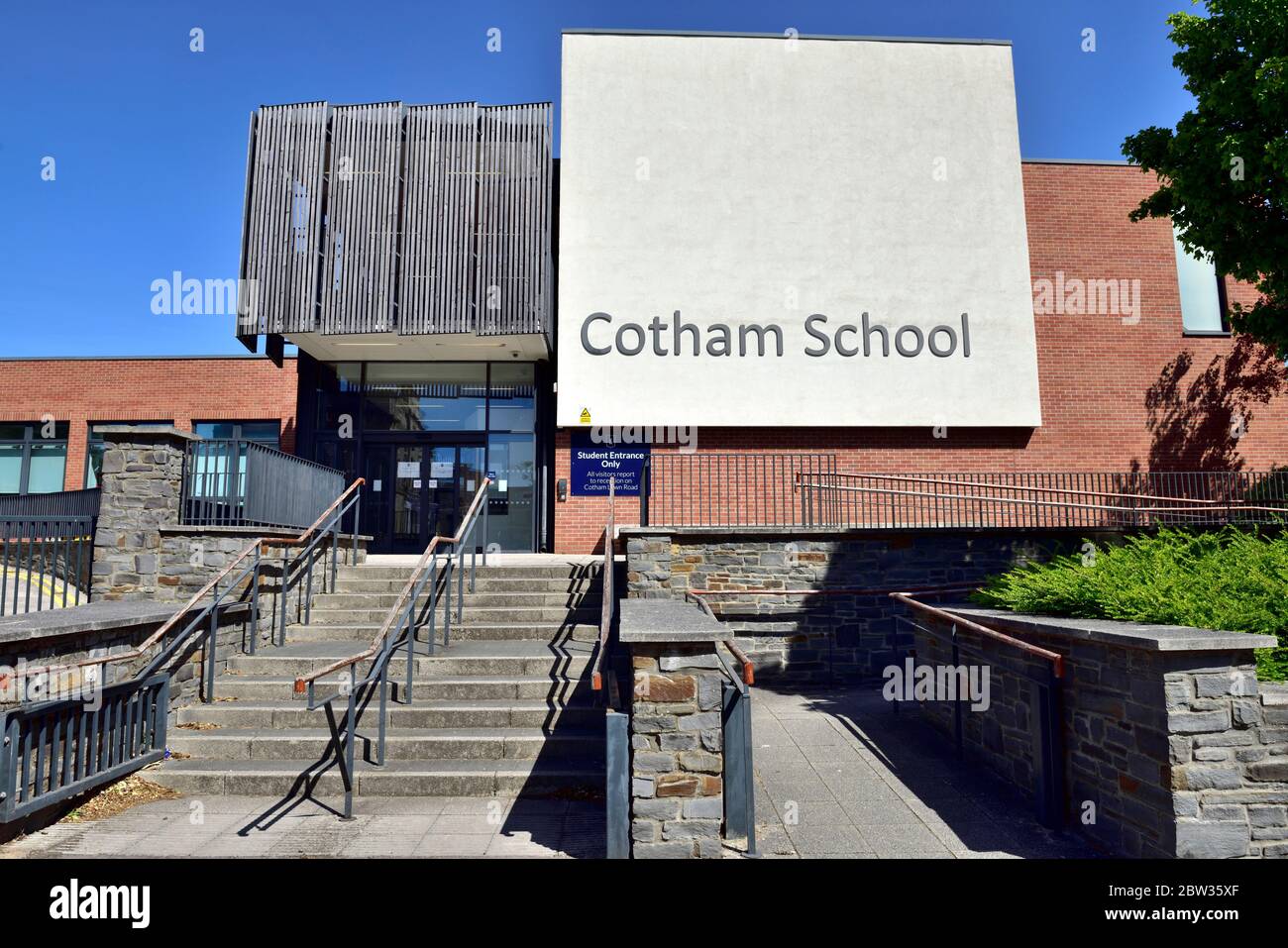 Entrée principale du bâtiment de l'école Cotham, Bristol, Royaume-Uni Banque D'Images