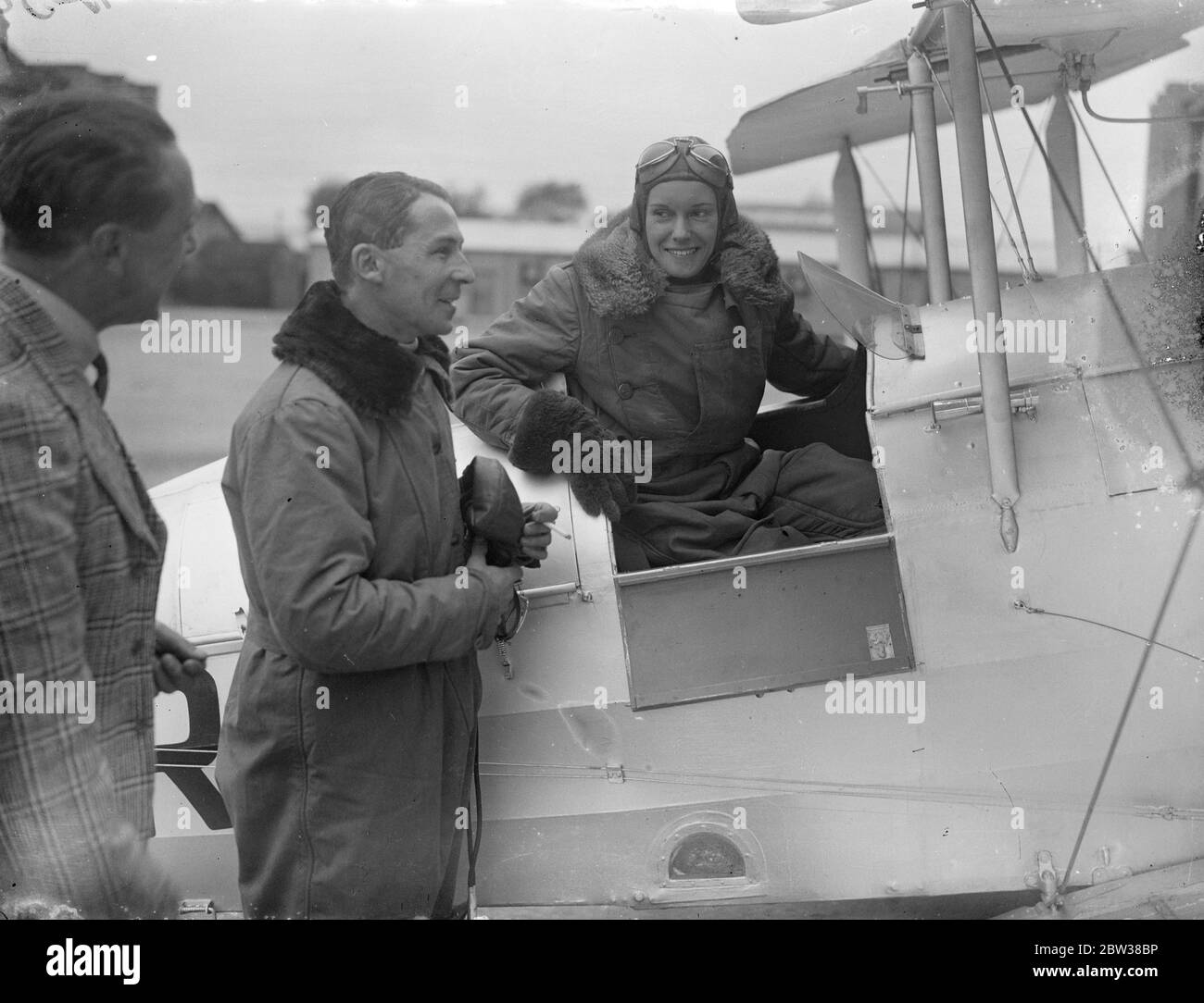 Jean Batten et l'avion à Brooklands . Avril 1934 Banque D'Images