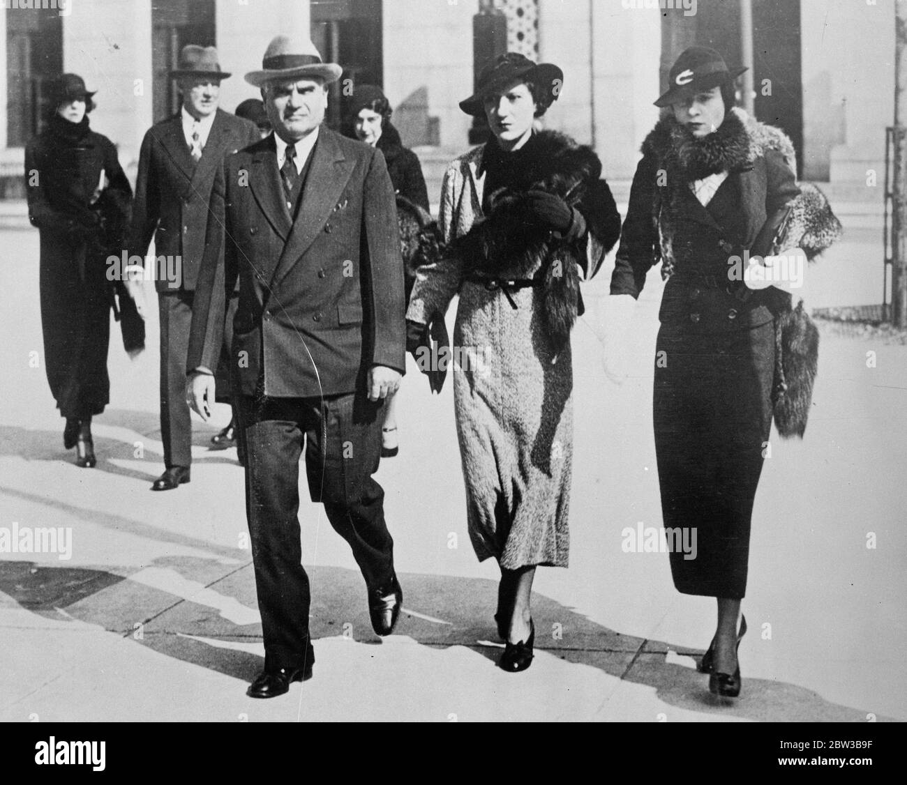 Mme Gloria Vanderbilt et autres dans l'affaire de la garde . 10 octobre 1934 . Banque D'Images