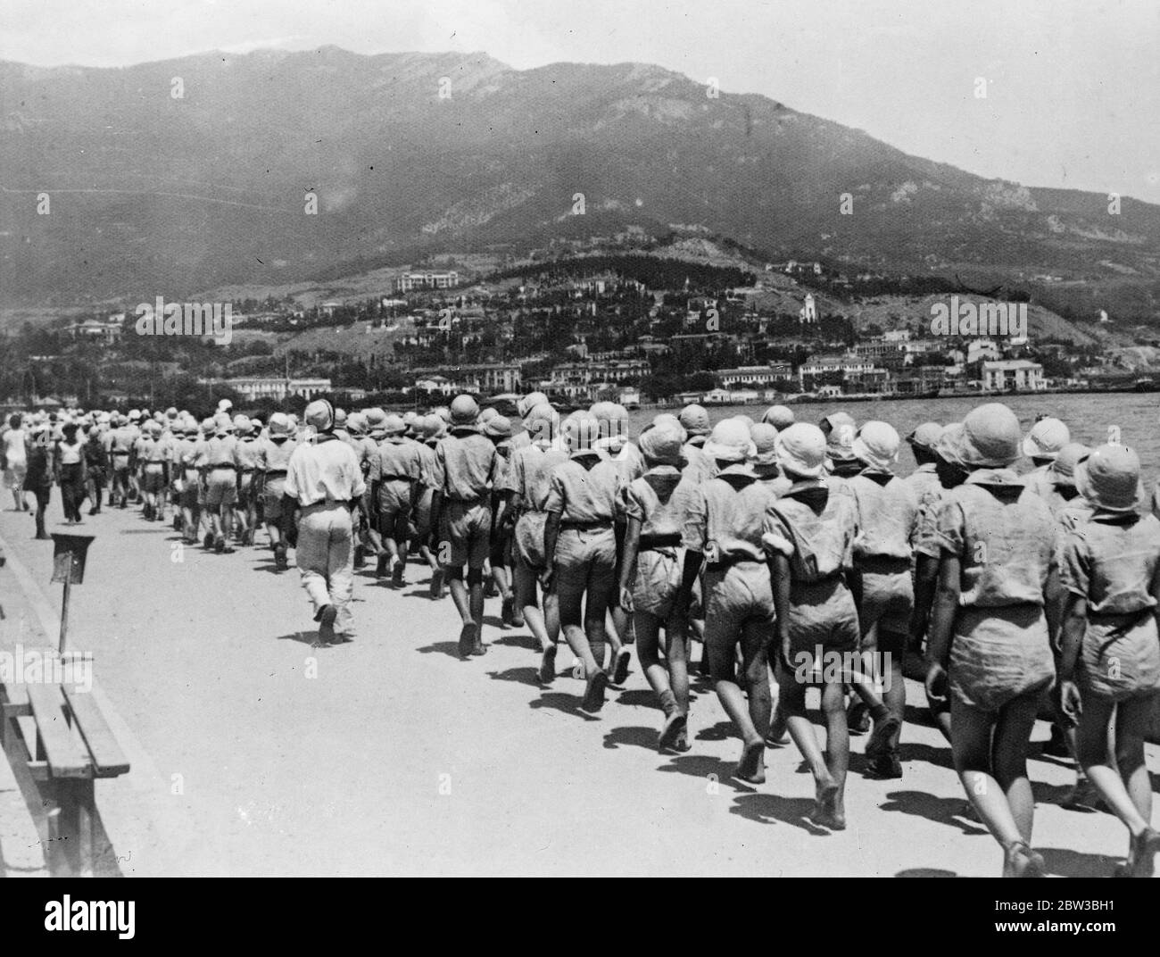 Pionniers en route vers le camp de vacances en Russie . 19 octobre 1934 Banque D'Images