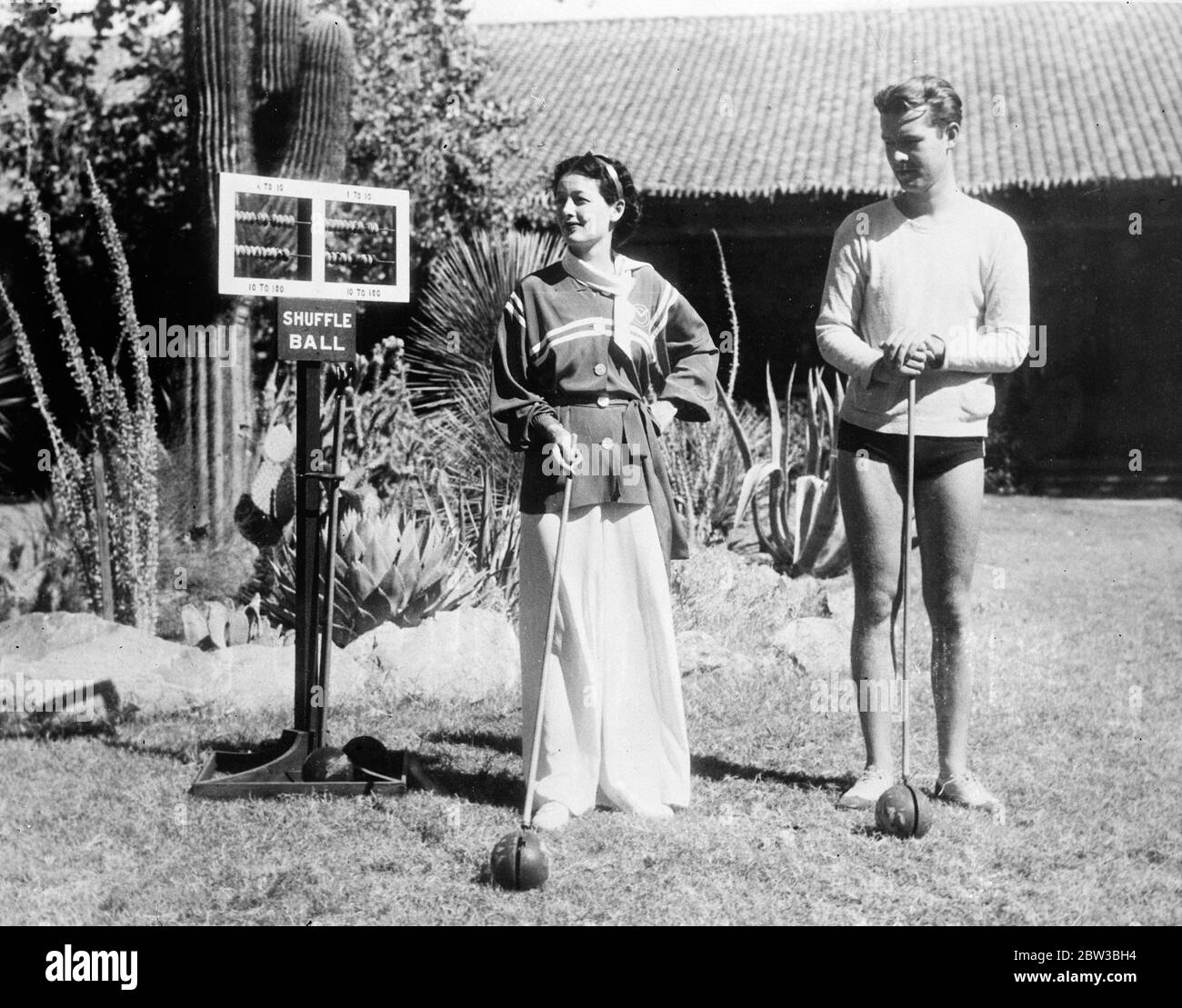 Polly Ann Young , la célèbre star américaine du cinéma , en vacances à Palm Springs , Californie . 20 octobre 1934 Banque D'Images