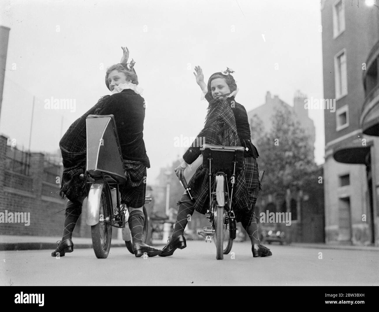 Bicyclettes rationalisées à l'exposition de Londres . 27 octobre 1934 Banque D'Images