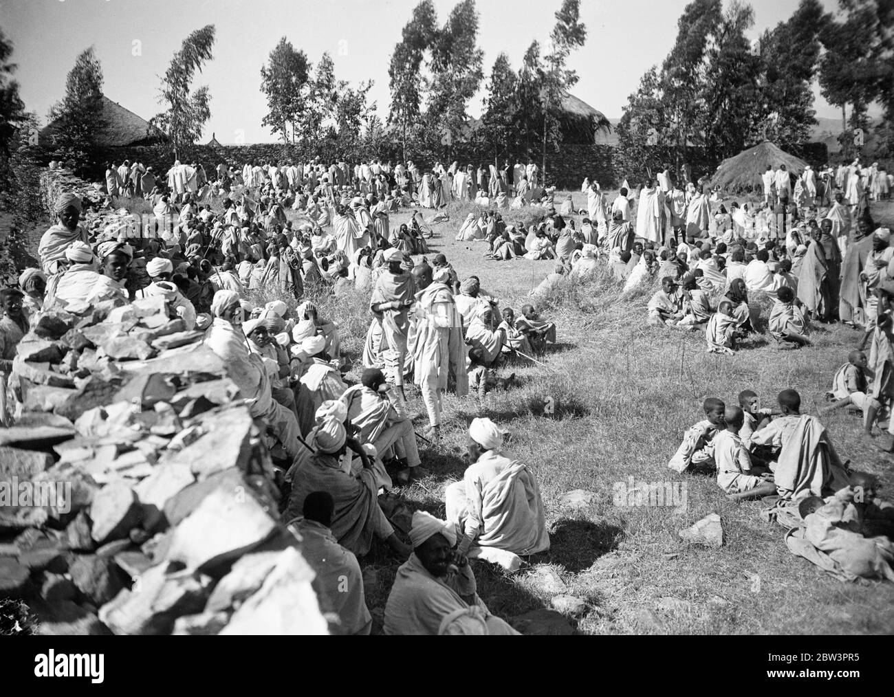 Réfugiés Abyssiniens après que les troupes italiennes ont pillé Addis-Abeba, Abyssinie. Mai 1936 Banque D'Images