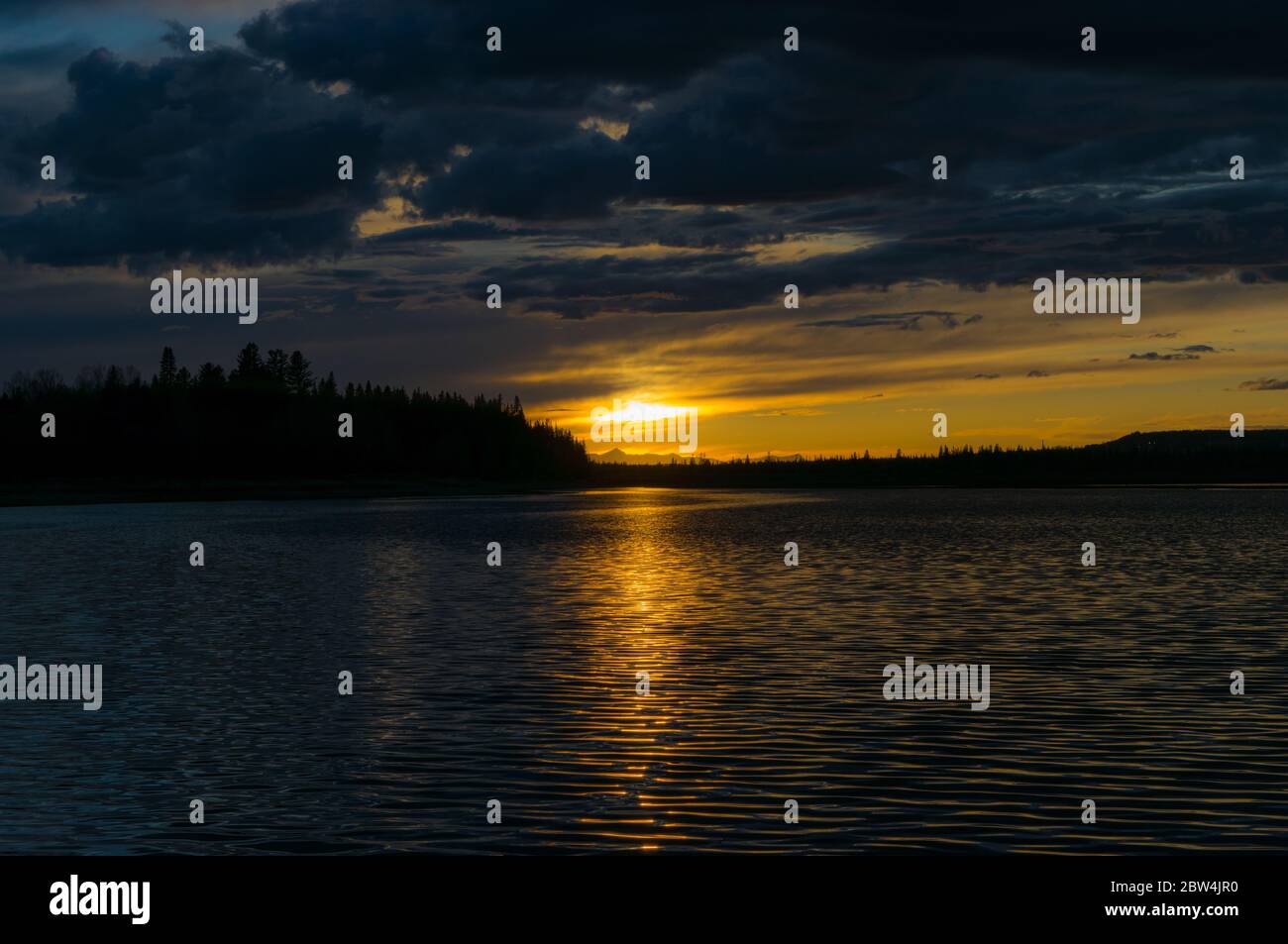 Un ciel de coucher de soleil éclatant Banque D'Images