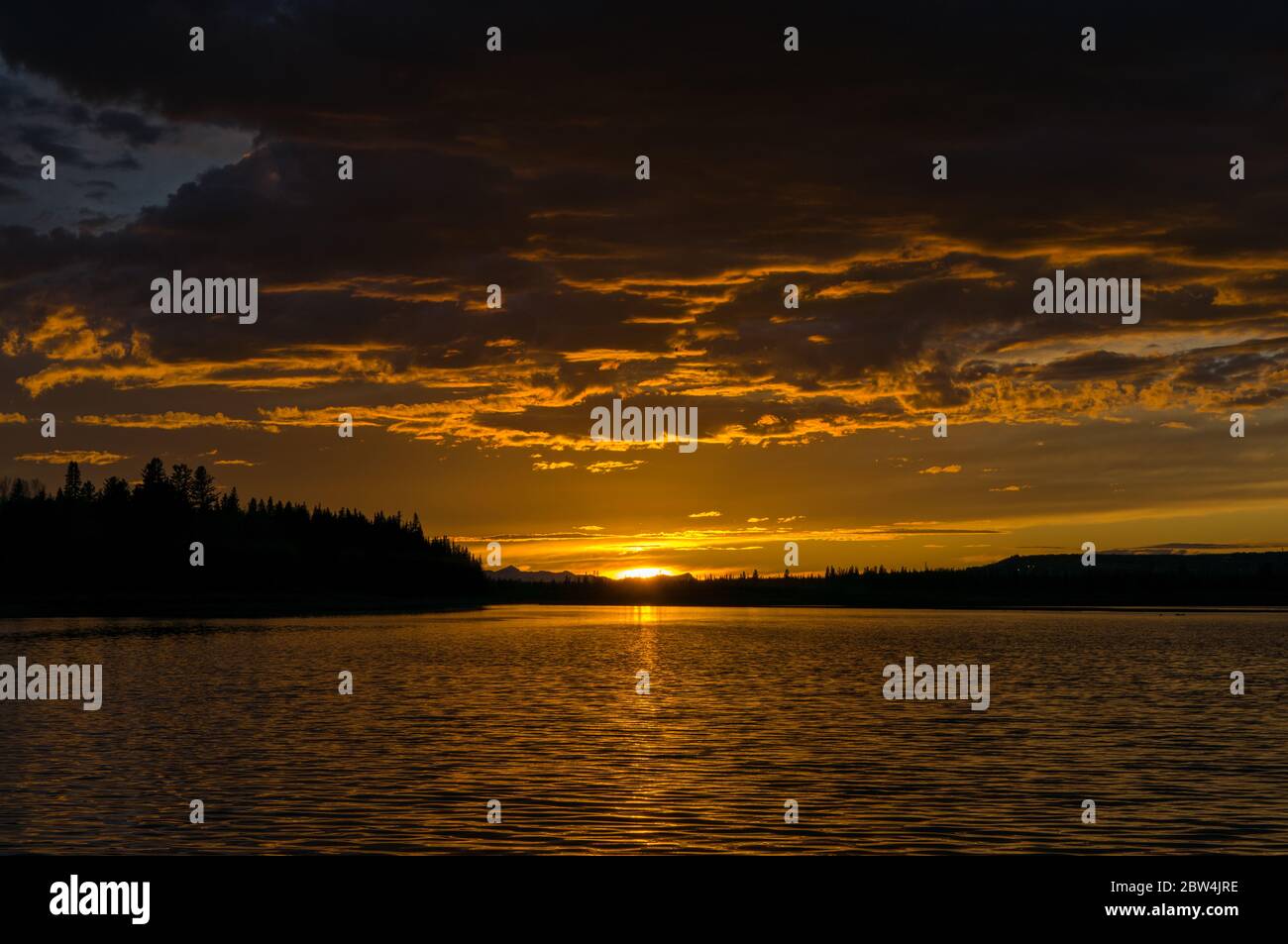 Un ciel de coucher de soleil éclatant Banque D'Images