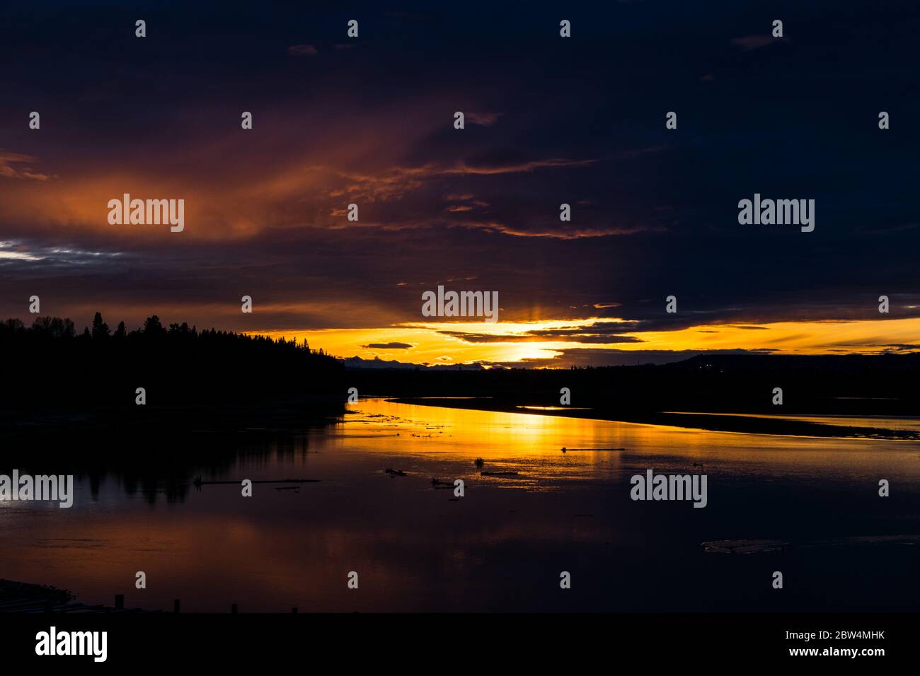 Un ciel de coucher de soleil éclatant Banque D'Images