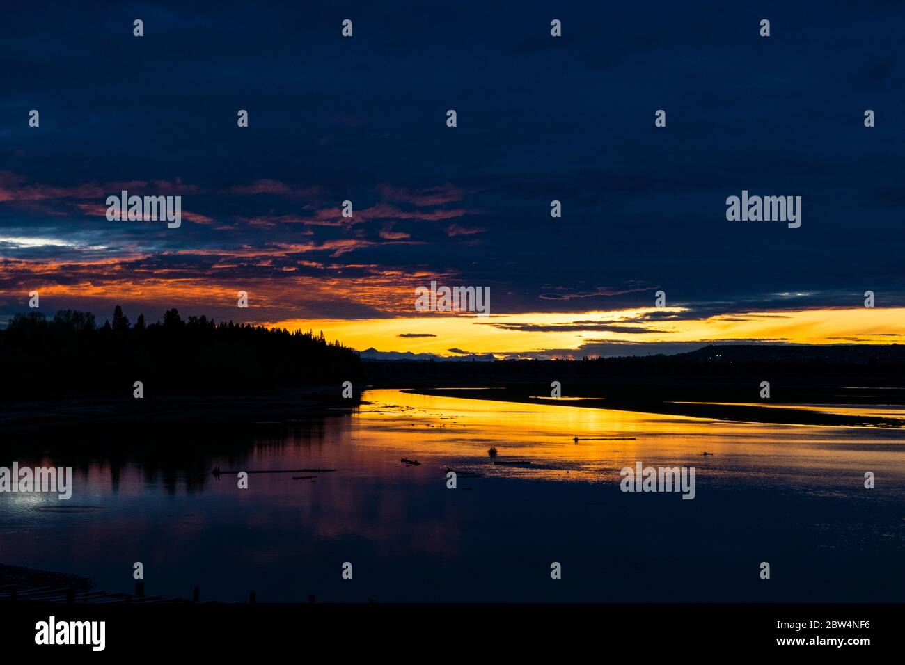 Un ciel de coucher de soleil éclatant Banque D'Images