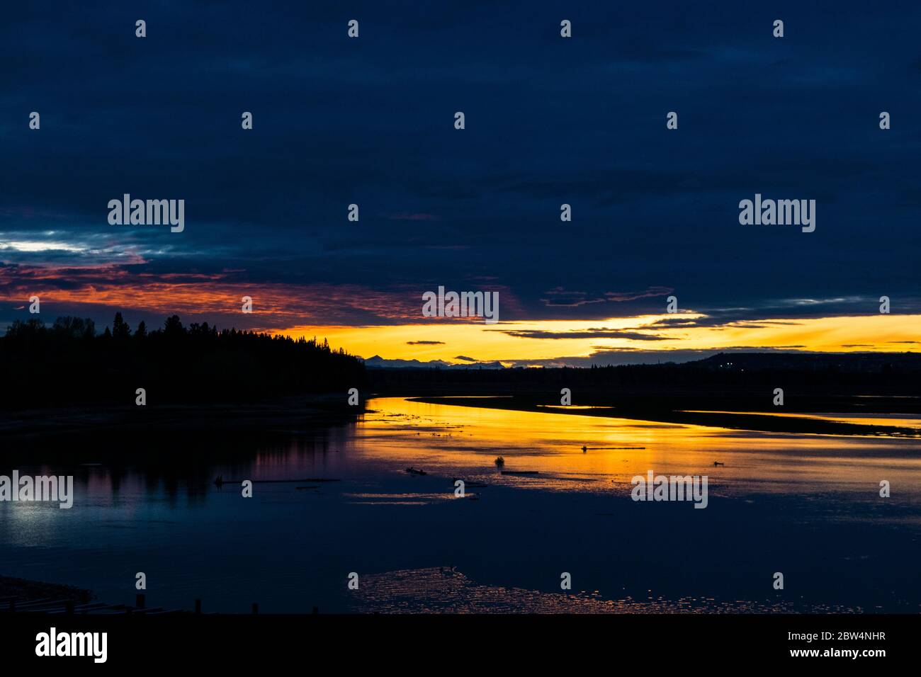 Un ciel de coucher de soleil éclatant Banque D'Images