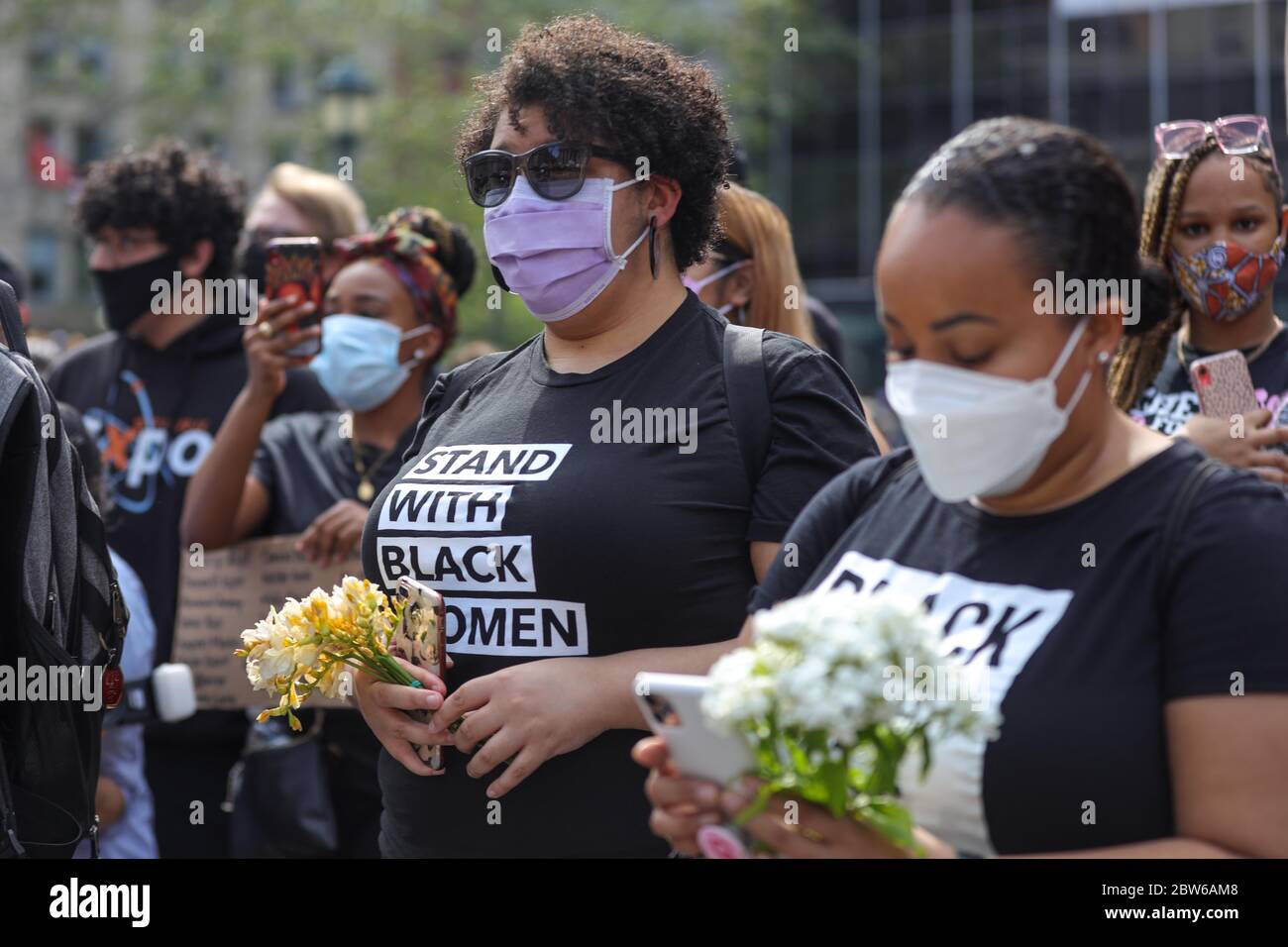New York, New York, États-Unis. 29 mai 2020. Les manifestants se rassemblent à Foley Square sur l'île de Manhattan à New York aux États-Unis ce vendredi 29. Pour protester contre le récent assassinat de George Floyd. Crédit : William Volcov/ZUMA Wire/Alay Live News Banque D'Images