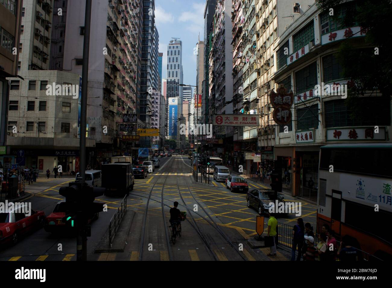 Au milieu de la circulation de l'île de Hong Kong, Hong Kong Banque D'Images