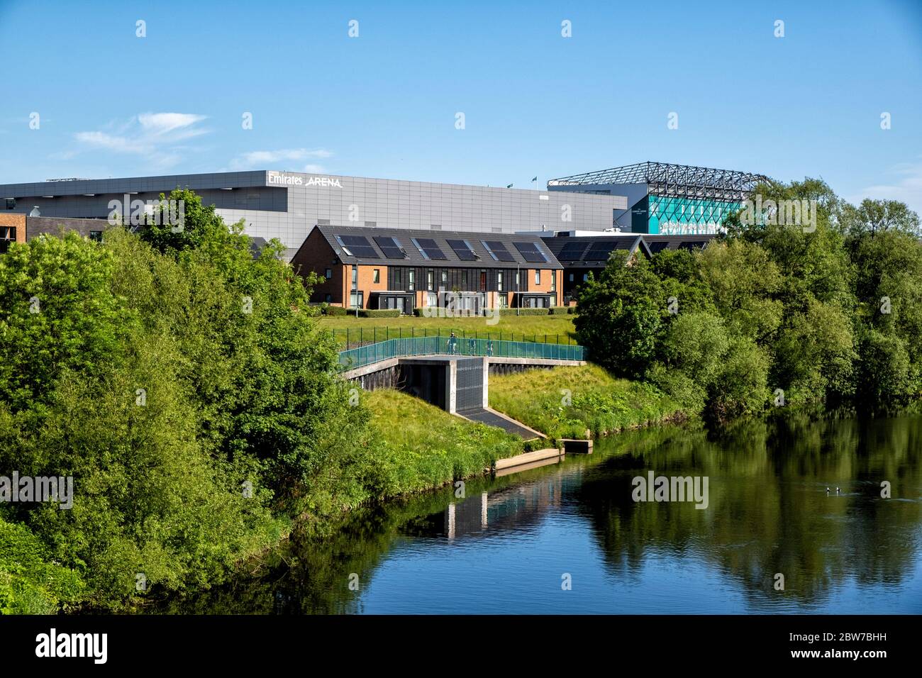 Emirates Arena & Celtic Park au départ de River Clyde, Glasgow, Écosse, Royaume-Uni Banque D'Images