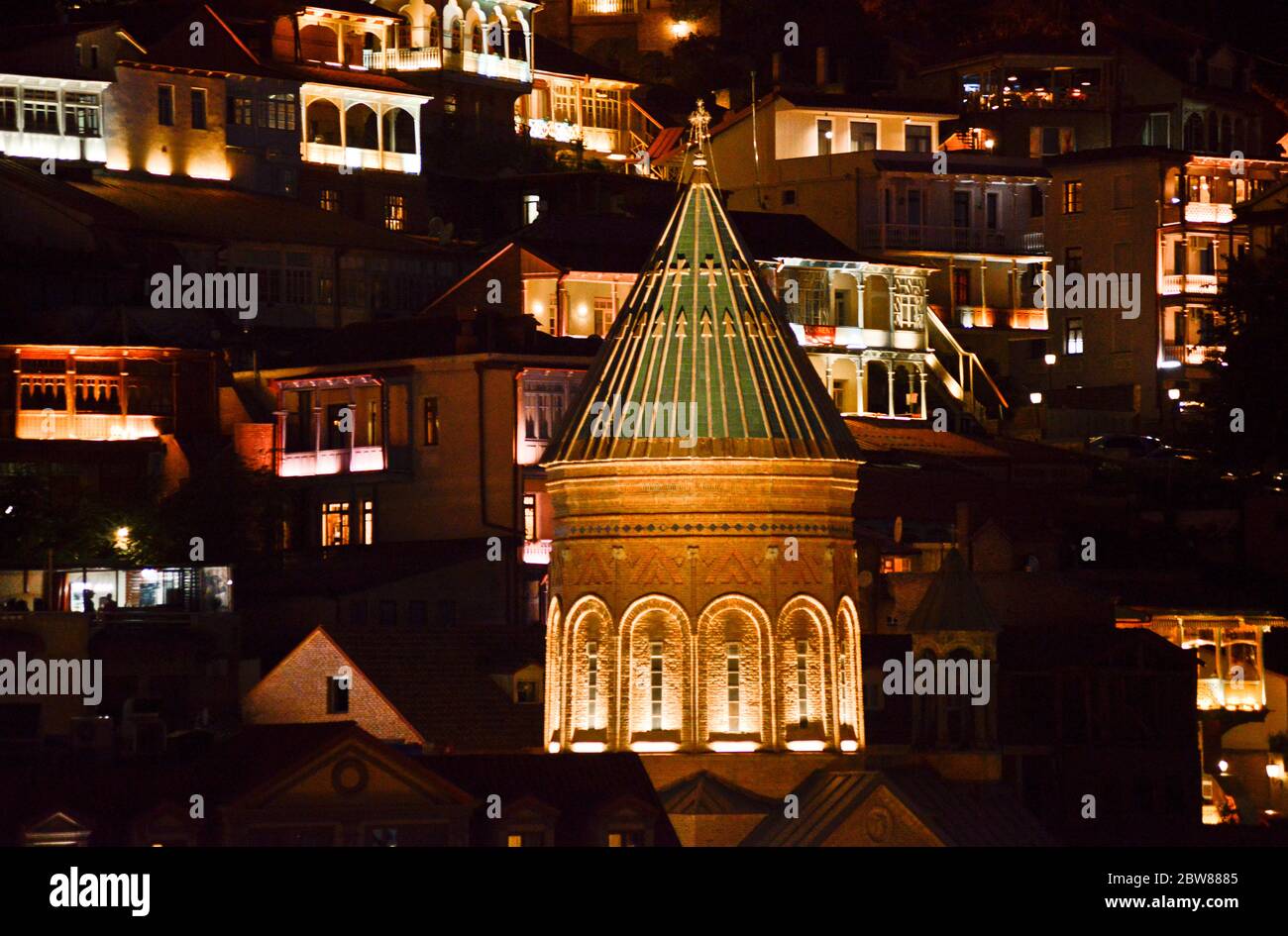 La vieille ville de Tbilissi la nuit, République de Géorgie Banque D'Images