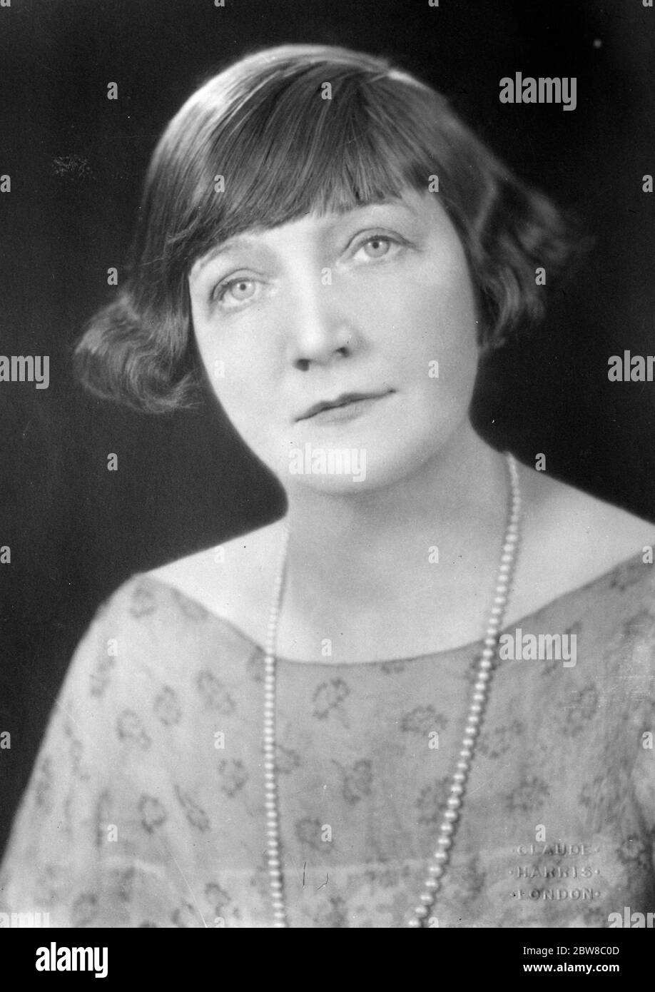 Mlle Gwladys Morris , qui a simplifié Shaw en écrivant ses pièces de théâtre comme contes de fées . 19 octobre 1927 Banque D'Images