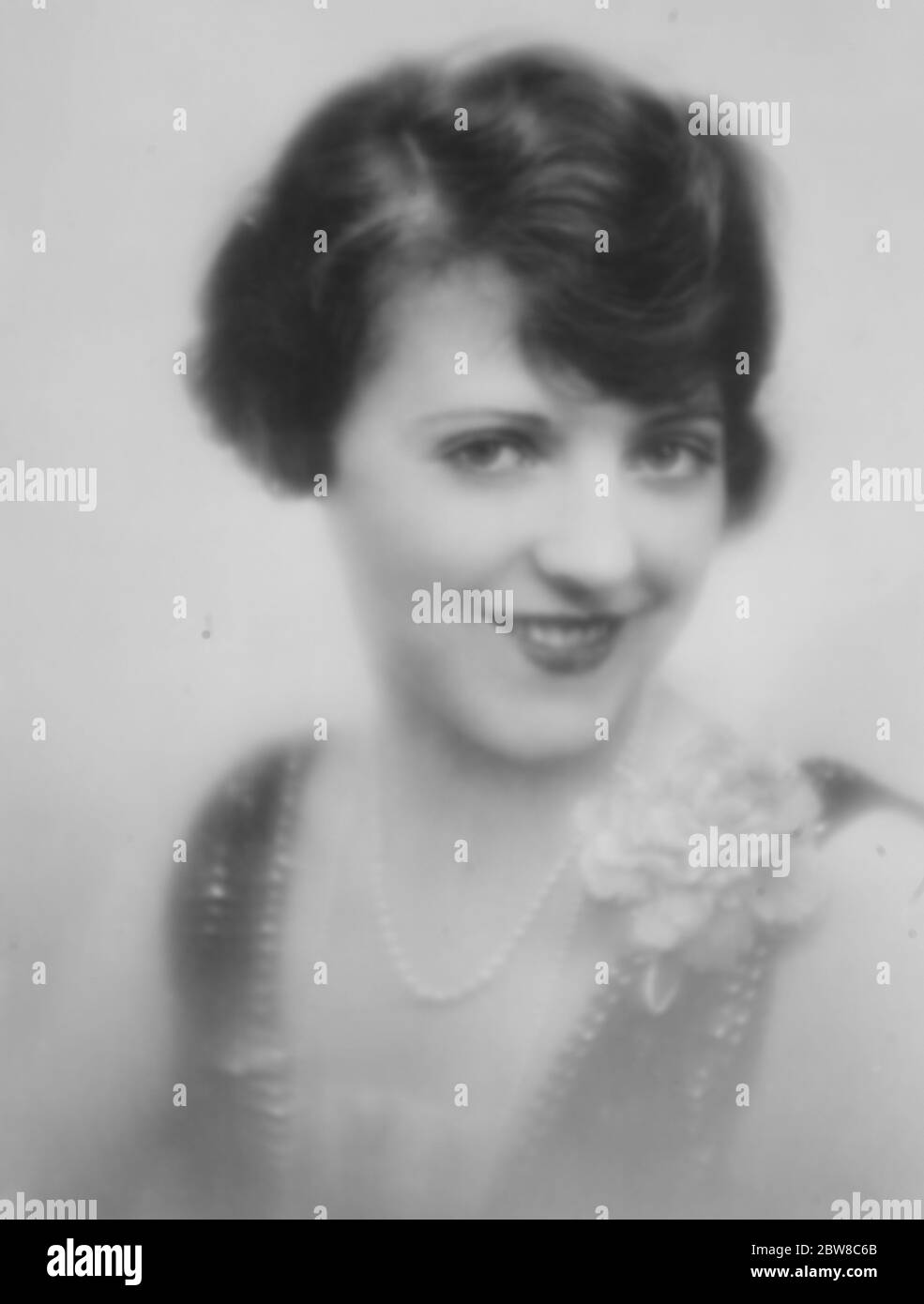 Madame Dolly Davis , l'artiste populaire du cinéma français . 14 mai 1927 Banque D'Images